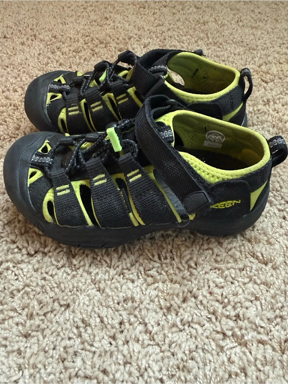 Keen durable closed